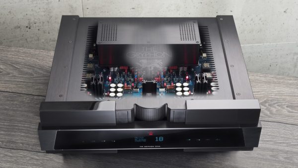 Gryphon Zena Pre Amplifier - Image 4